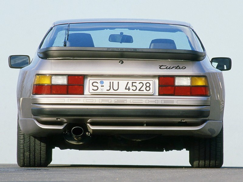 Illustration for article titled Rear bumper finally installed
